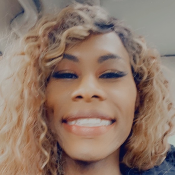 Meet your Posher, Jazzlynn Dnyse - Picture 1 of 1